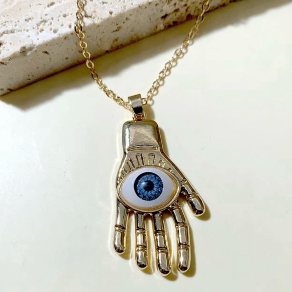 Realistic Evil Eye Hamsa~ Hand of Fatima Miriam Hamesh God Blue Eyeball Necklace - Picture 1 of 13